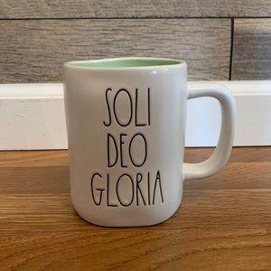 NEW Rae Dunn “SOLI DEO GLORIA” Mug